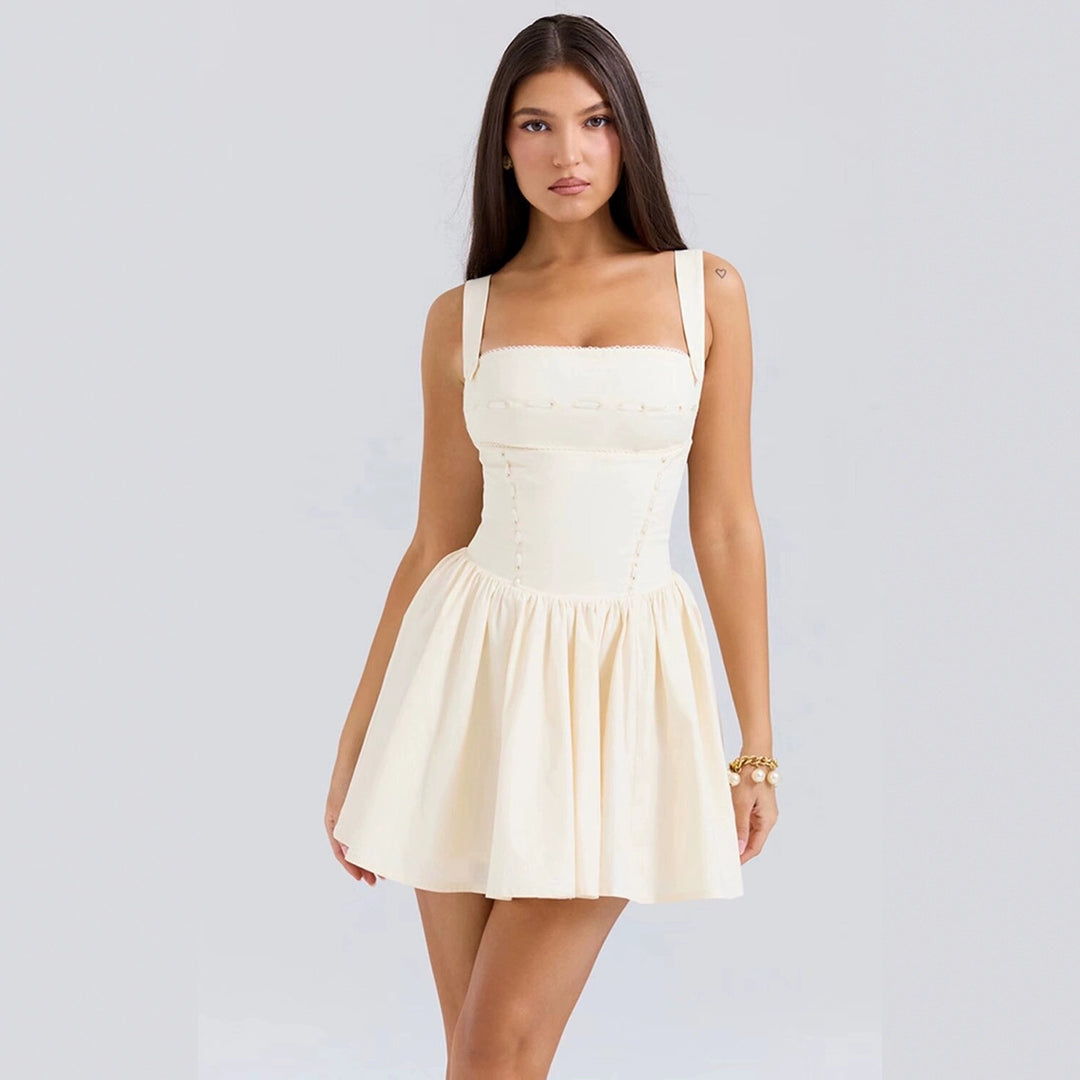 Damen verspieltes Trägerkleid mit Knopfdetaillierung und praktischen Taschen Drune