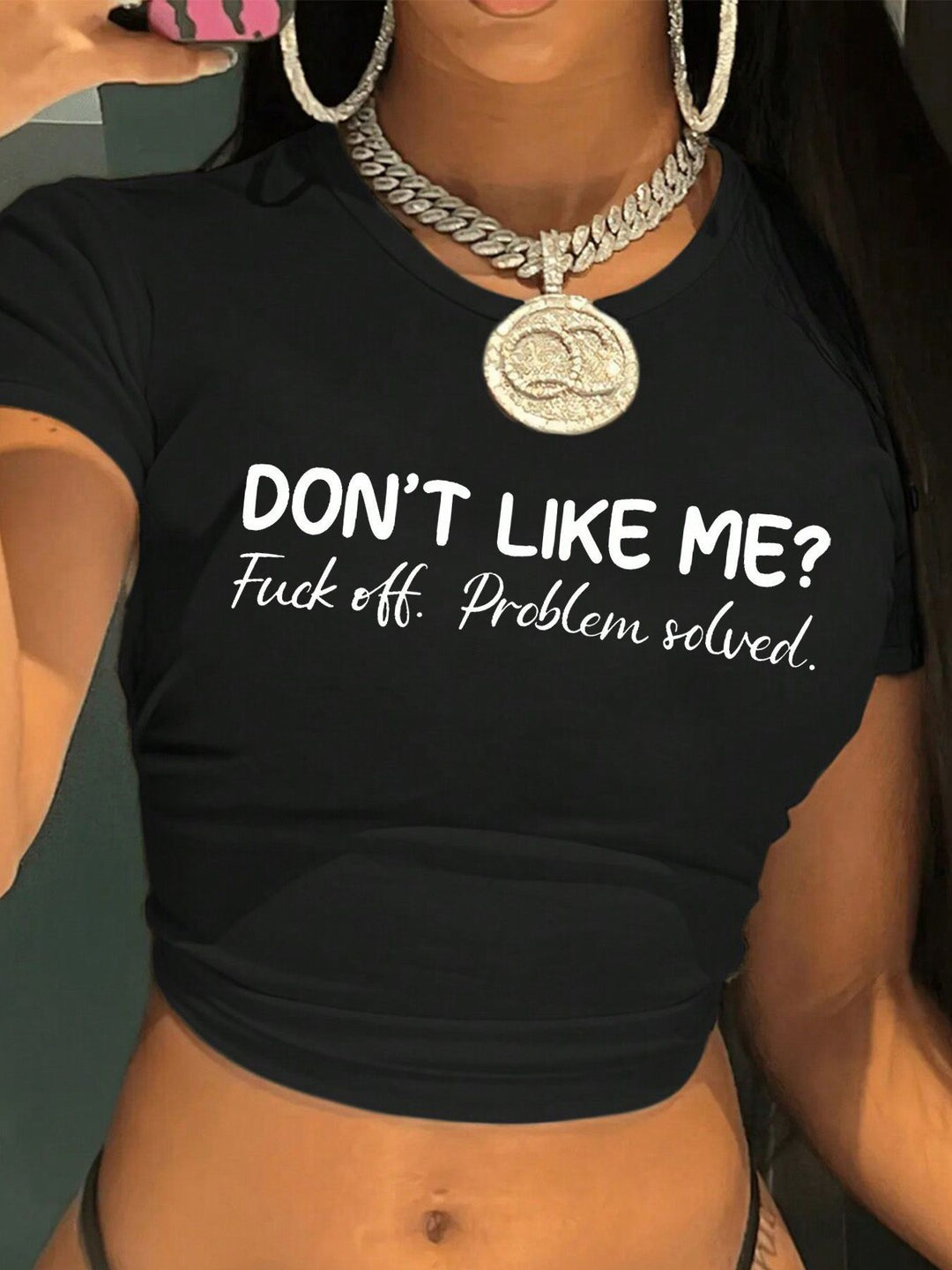 Damen T-Shirt mit künstlerischem Statement-Print und figurbetontem Schnitt Drune