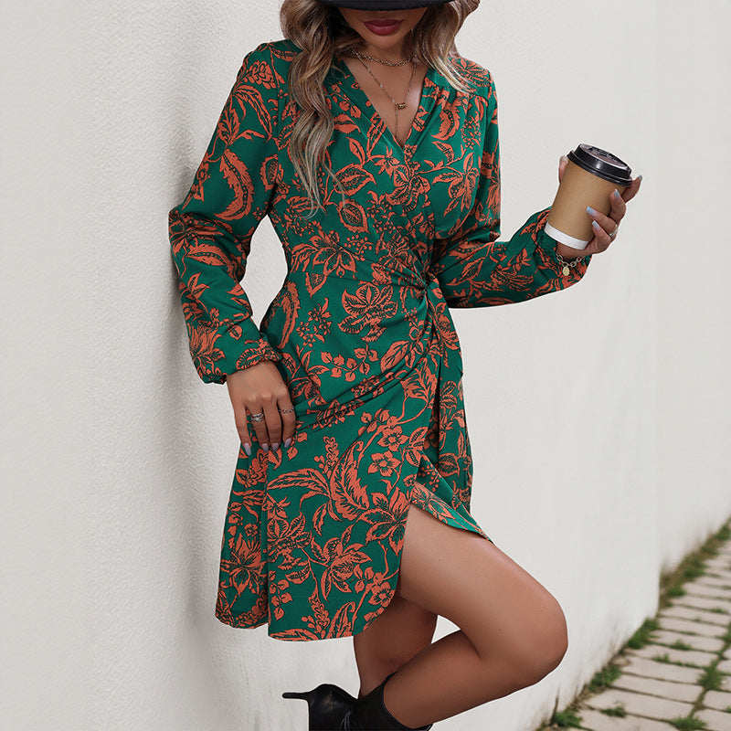 Damen Wickelkleid mit floralem Allover-Print, taillierter Wickel‑Silhouette und langen Ballonärmeln Drune