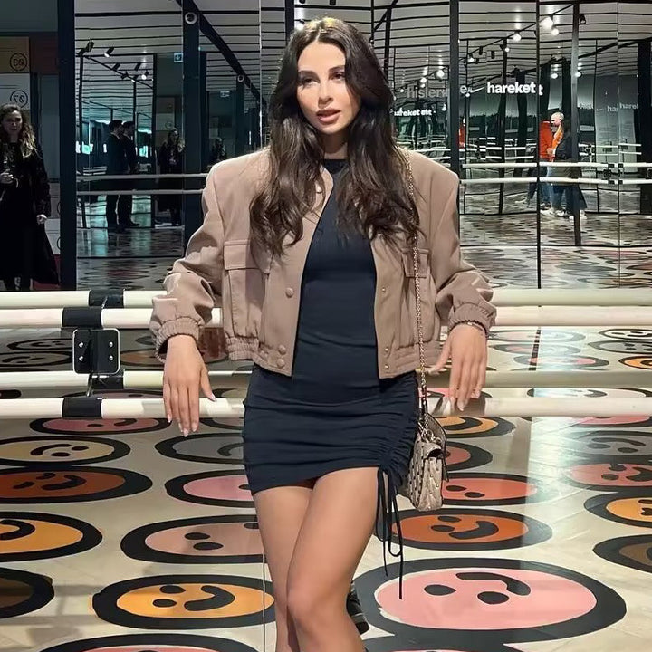Damen elegante Sweatjacke mit praktischen Taschen und modernem Stehkragen Drune