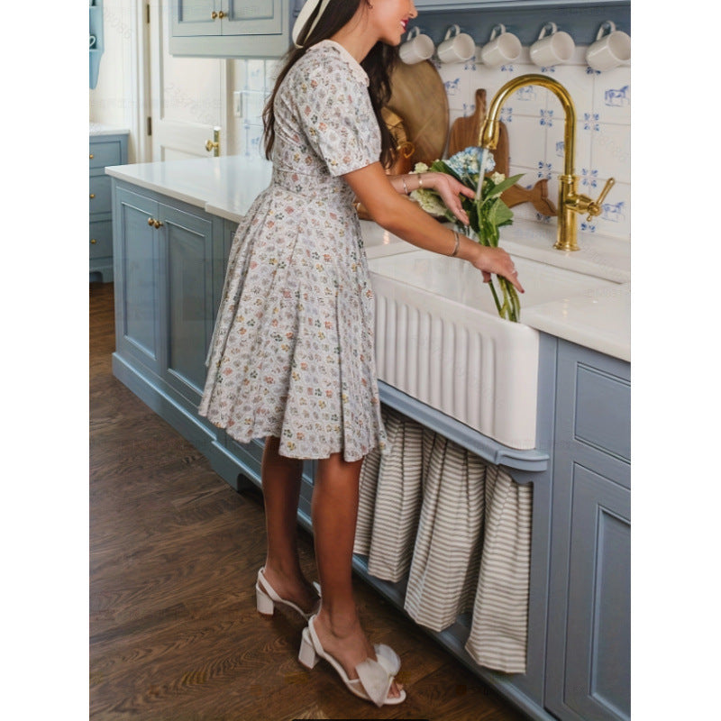 Damen Kleid mit romantischem Blumenmuster und elegantem Kragen Drune