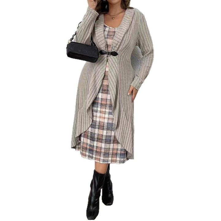 Damen Strickjacke mit asymmetrischem Saum und tailliertem Design Drune