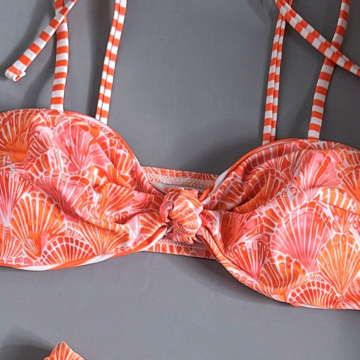 Damen Bandeau-Bikini mit Rüschen und seitlichen Bindebändern Drune
