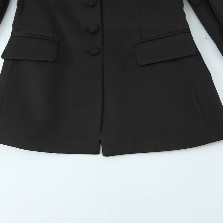 Damen Taillierter Blazer mit bezogenen Knöpfen und Pattentaschen Drune