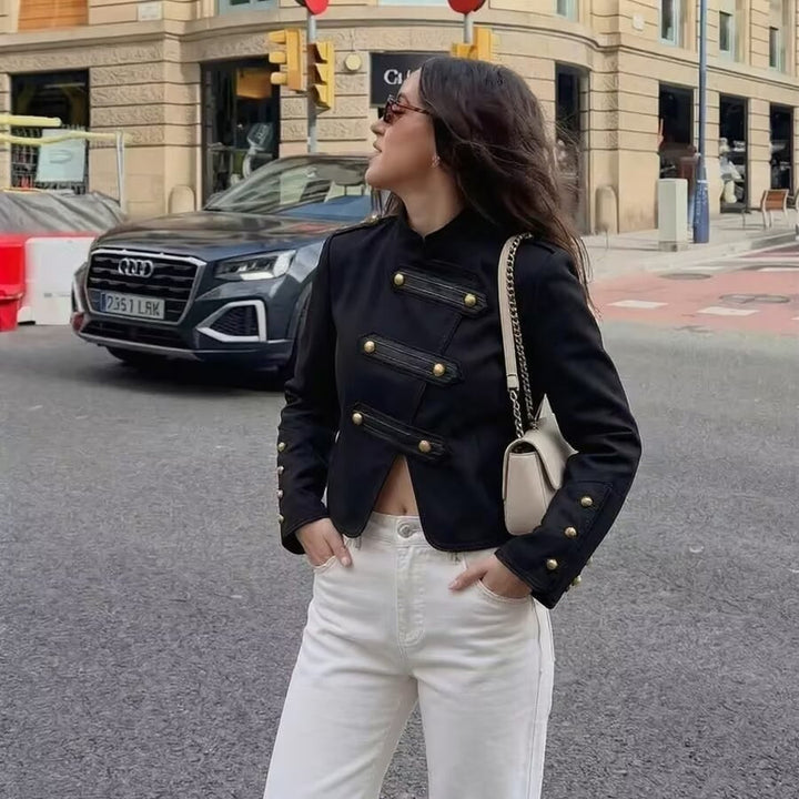 Damen Cropped Militärblazer im Uniformstil mit dekorativen Zierstreifen und Messingknöpfen Drune