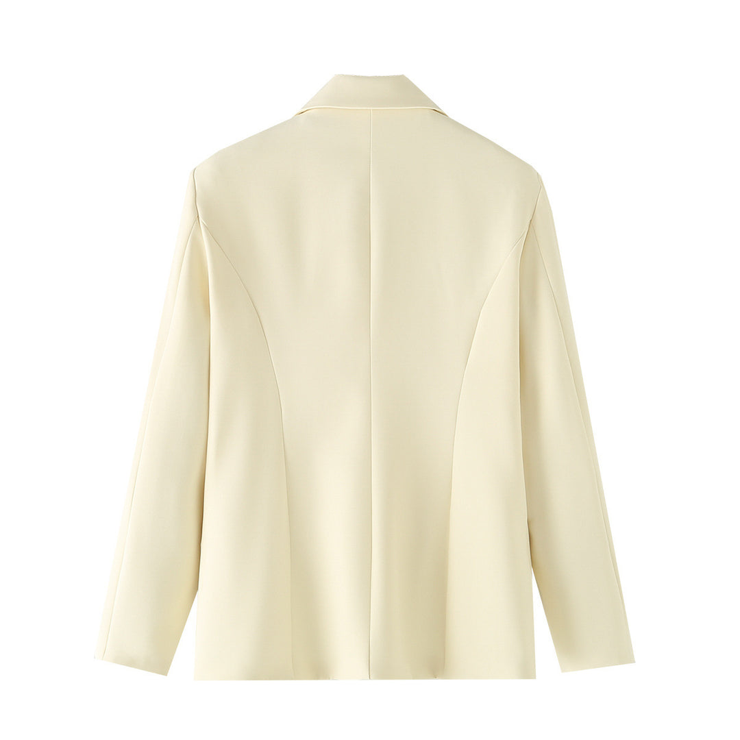 Damen nan taillierter Zweiknopf-Blazer mit Zierrosen am Revers und Pattentaschen Drune