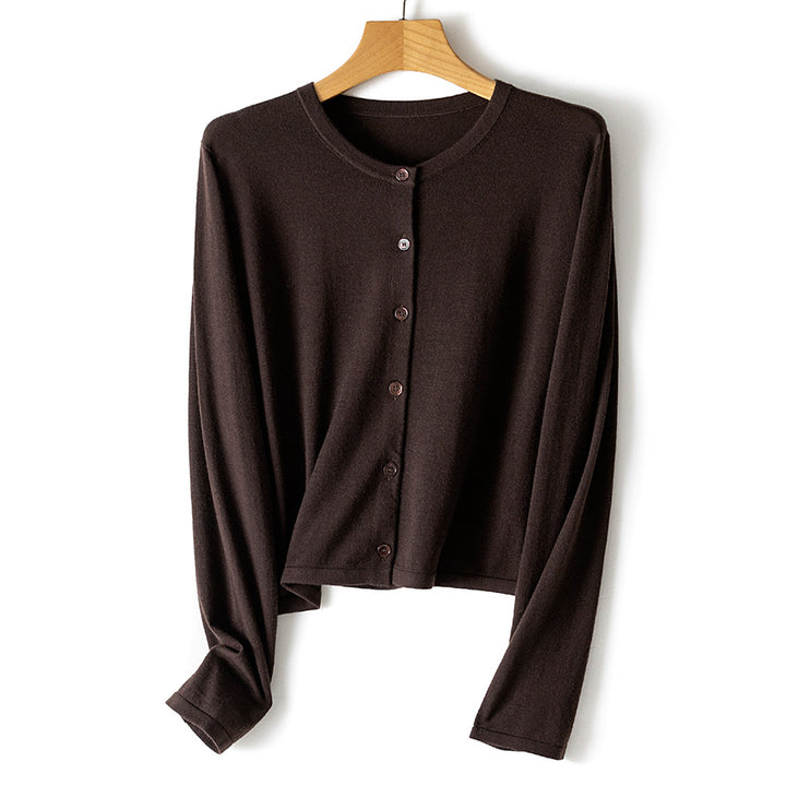 Damen leichte kurz geschnittene Feinstrick-Cardigan mit Rundhalsausschnitt und Knopfleiste Drune