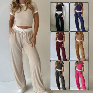 Damen lässiges zwei-teiliges Freizeit-Set mit cropped T-Shirt und weiten Hose Drune