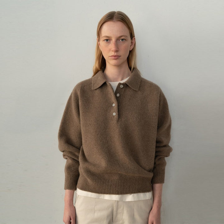 Damen lässiger Pullover mit Polokragen und eleganten Knopfdetails Drune