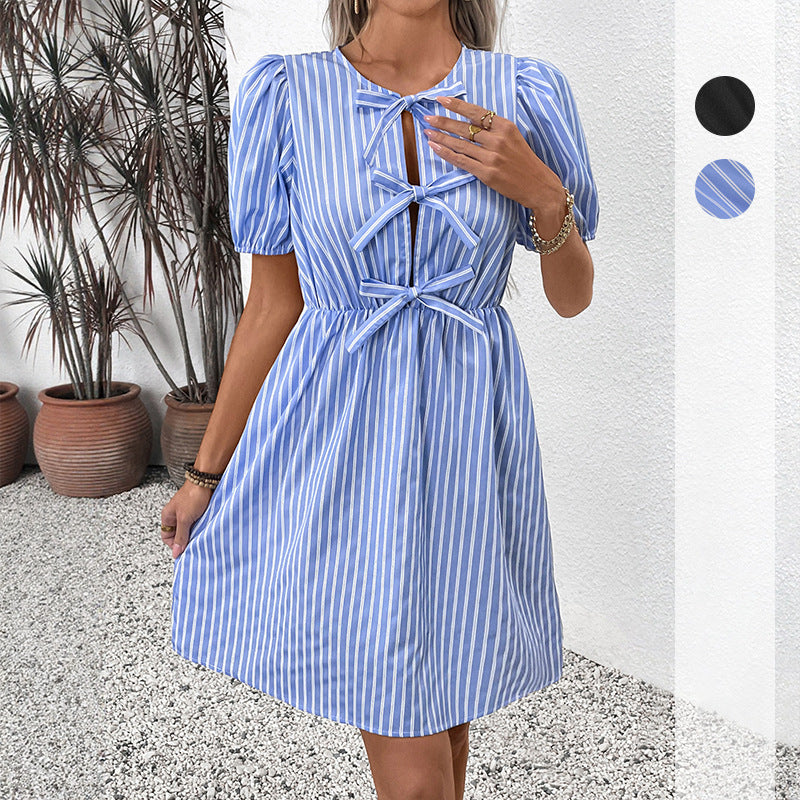 Damen Elegantes Woven Mini-Kleid mit geflochtenen Details und Puffärmeln Drune