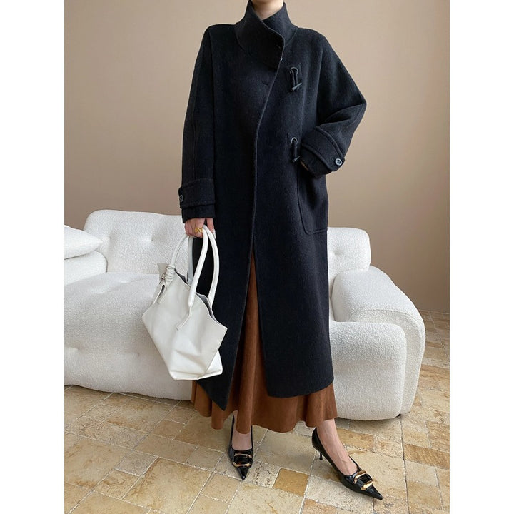 Damen eleganter Wollmantel mit hohem Kragen und dekorativen Knopfdetails Drune