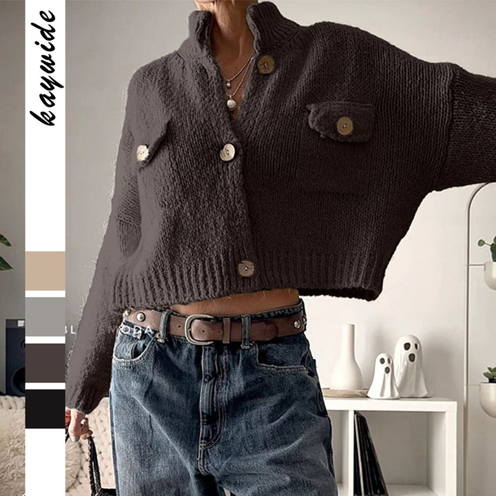 Damen nan kuschelige Strickjacke mit Holzknöpfen und Brustklappe Drune