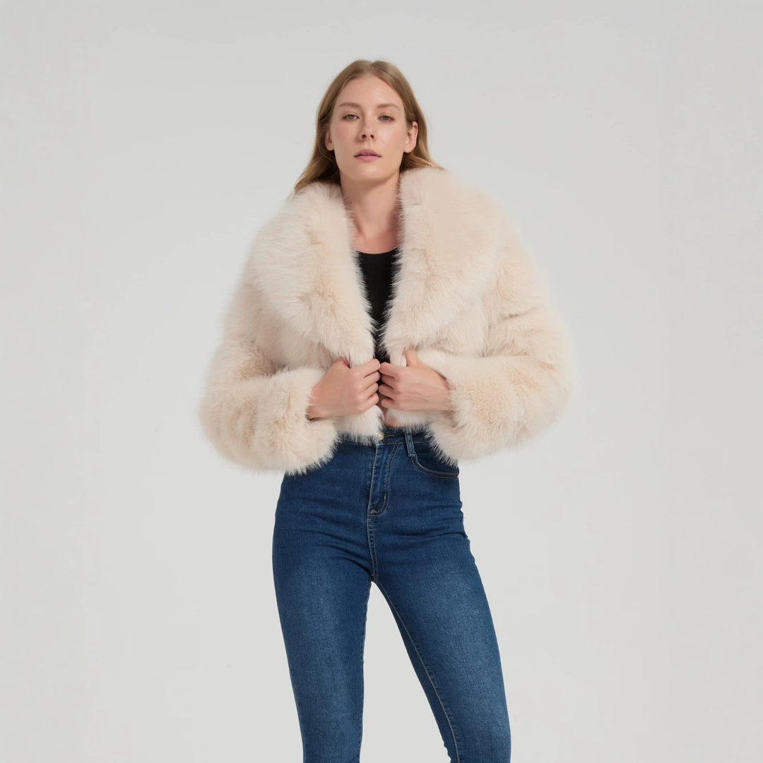 Damen Kurz geschnittene Kunstpelz‑Bolerojacke mit voluminösem Schalkragen Drune