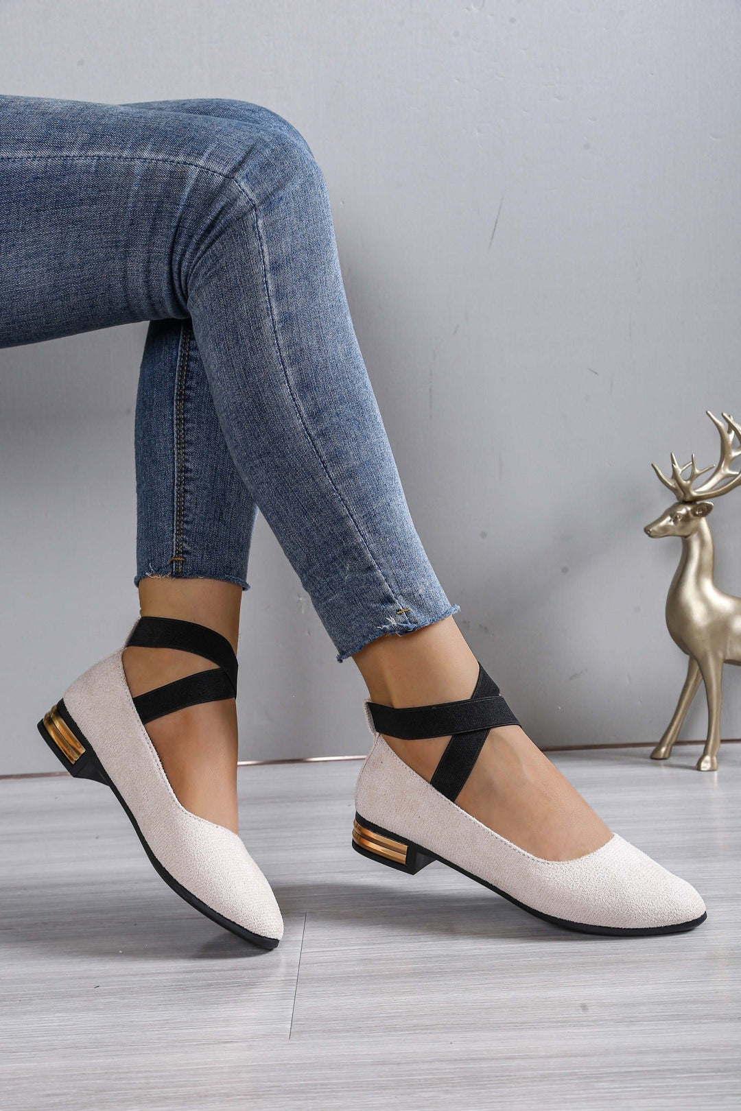 Damen Elegante Ballerinas mit elastischem Riemchen Drune
