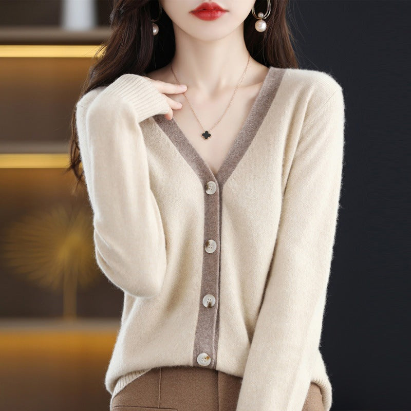 Damen Kontrastbesetzter V‑Neck-Feinstrickcardigan mit Perlmuttknöpfen Drune