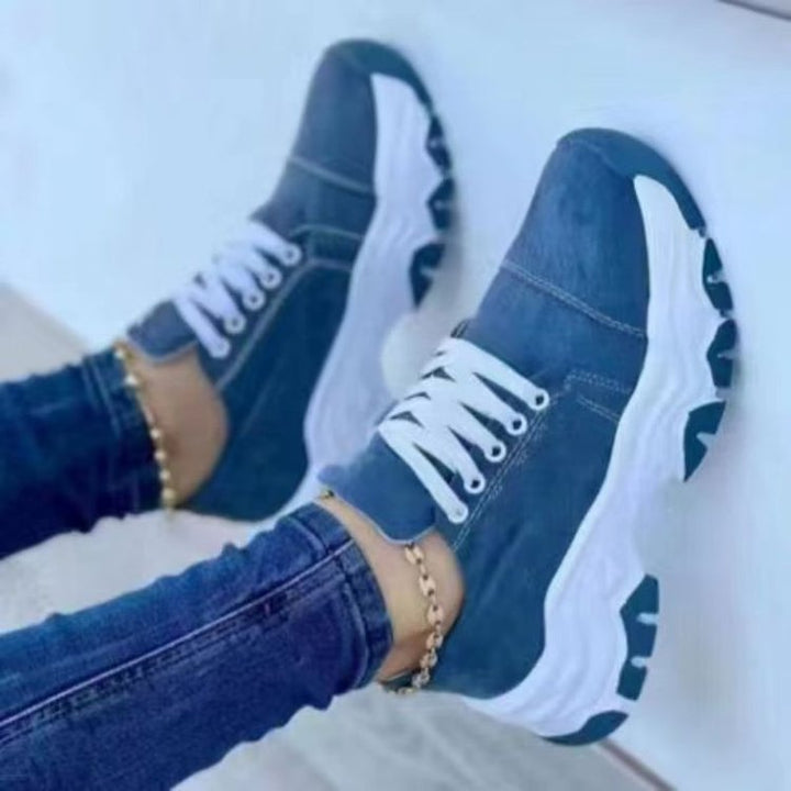Damen  Sneaker mit dicker Profilsohle gepolstertem Fußbett und klassischem Schnürverschluss Drune