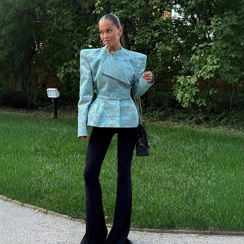 Damen Taillierter Jacquard-Blazer mit betonten Schultern, Schößchen und asymmetrischem Revers Drune