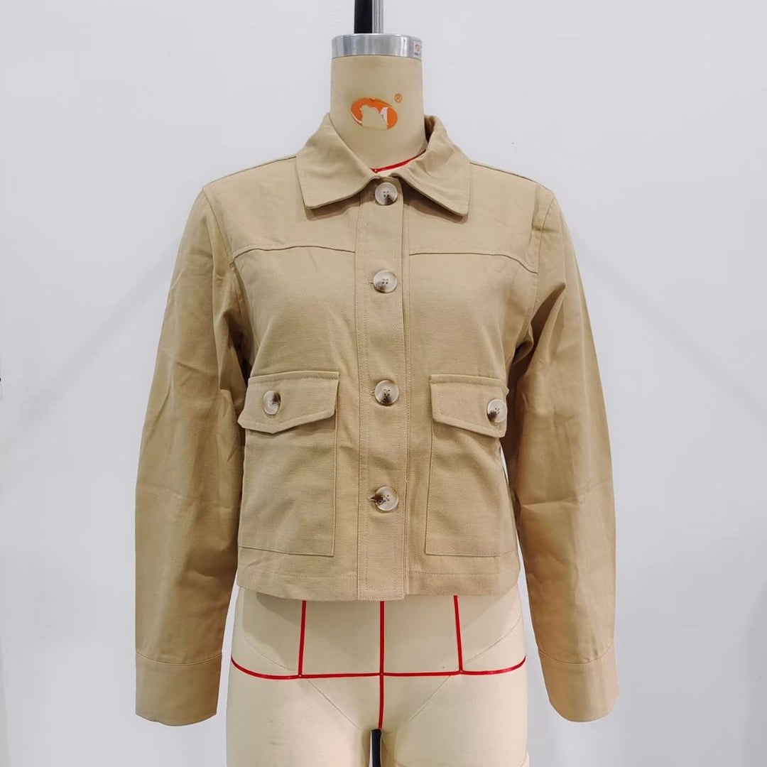 Damen nan kurze Utility-Jacke mit Hemdkragen und aufgesetzten Pattentaschen Drune