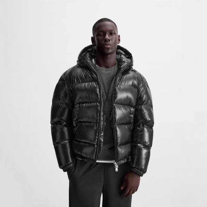 Damen nan glänzende Steppjacke mit Kapuze wattierter Thermofüllung und geradem Komfortschnitt Drune