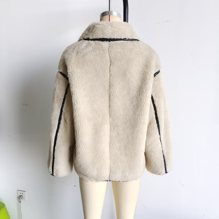 Damen nan kurze Oversize Lammfelloptik Jacke mit breitem Schalkragen und dekorativen Paspelabschlüssen Drune