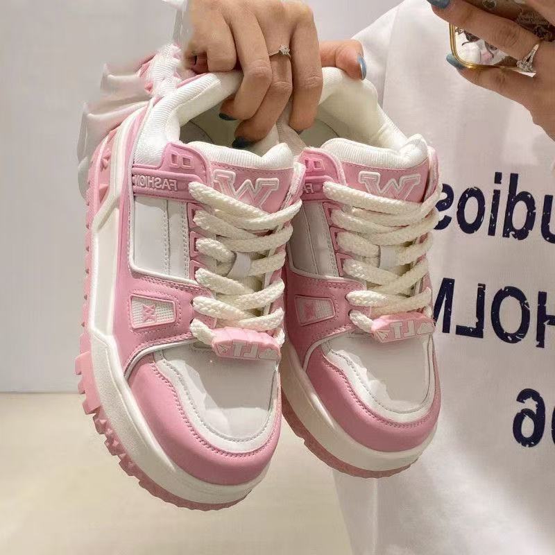Damen Urbaner Lifestyle-Sneaker mit robustem Sohlenprofil Drune