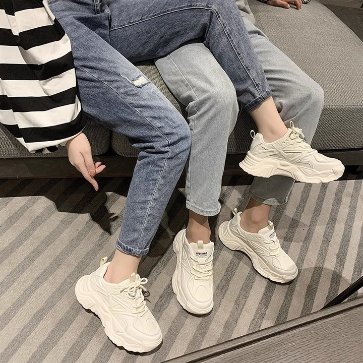 Unisex auffällige Chunky-Sneaker mit atmungsaktivem Mesh-Obermaterial, gepolsterter Fersenkammer und profiliertem Plateau-Absatz Drune