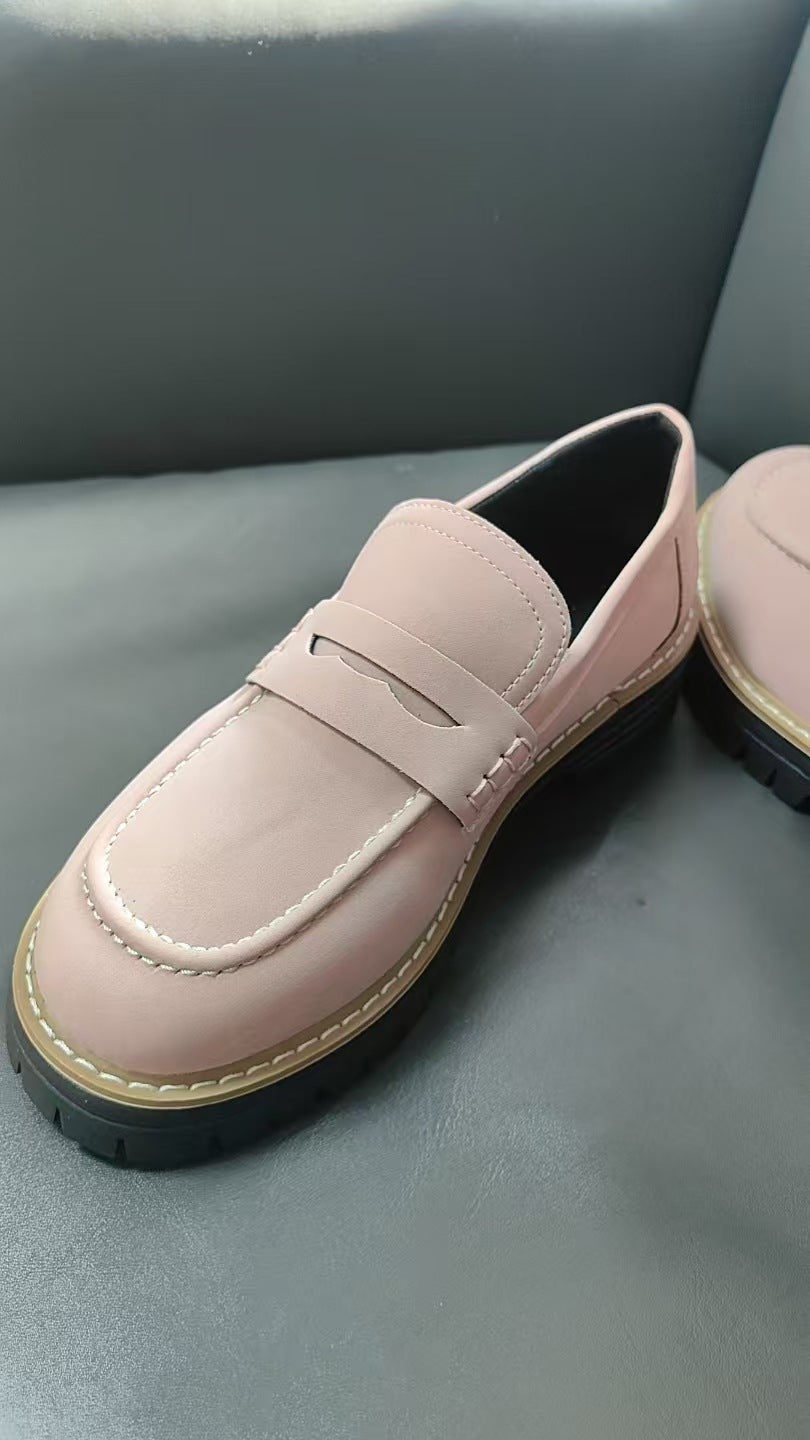 Damen Robuste Penny-Loafer mit profilierter Gummisohle Drune