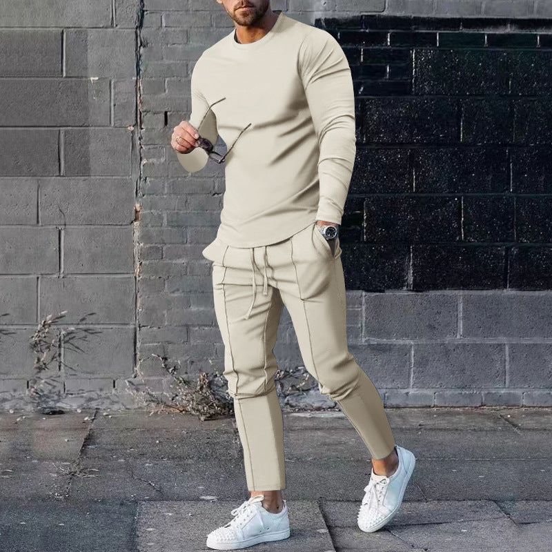Herren nan eng anliegendes Langarmshirt aus Baumwollstretch mit Rundhalsausschnitt und körperbetonter Passform Drune