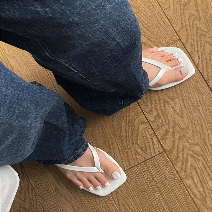 Damen Zehentrenner-Sandalen mit geschwungenem Fußbett und eleganter Riemenkonstruktion Drune