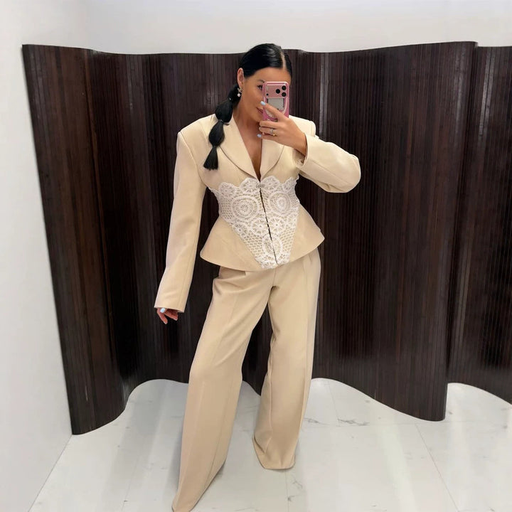 Damen Zweiteiliges Anzugset mit tailliertem Blazer, Spitzen‑Corsage und weiter Palazzohose Drune