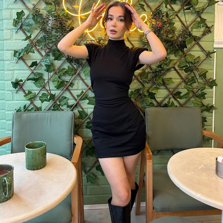 Damen Mini-Kleid mit hohem Kragen und Raffung Drune