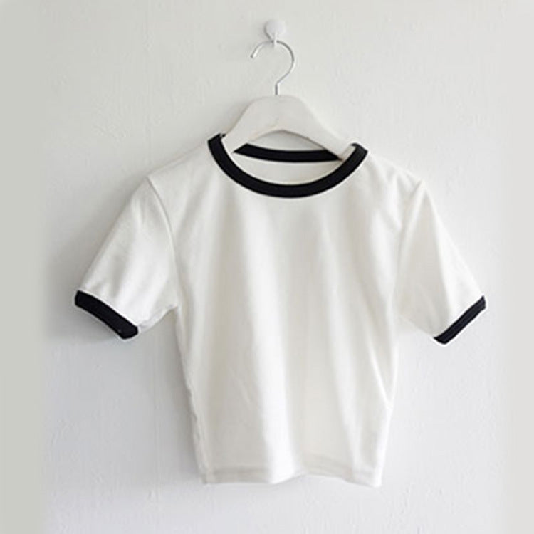 Damen Cropped T-Shirt mit kontrastierenden Ärmelabschlüssen und lässigem Schnitt