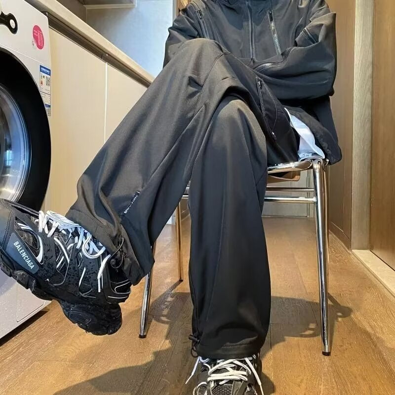 Herren Funktionale Cargo-Hose mit wasserabweisenden Eigenschaften und praktischen Taschen Drune