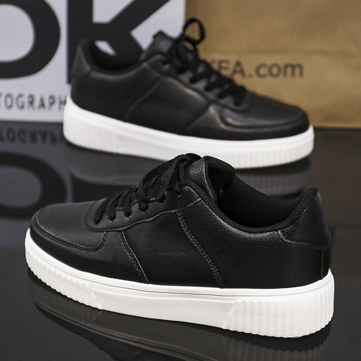 Unisex Plateau-Low-Top-Sneaker mit gepolstertem Einstieg und profiliertem Gummiaußensohle Drune