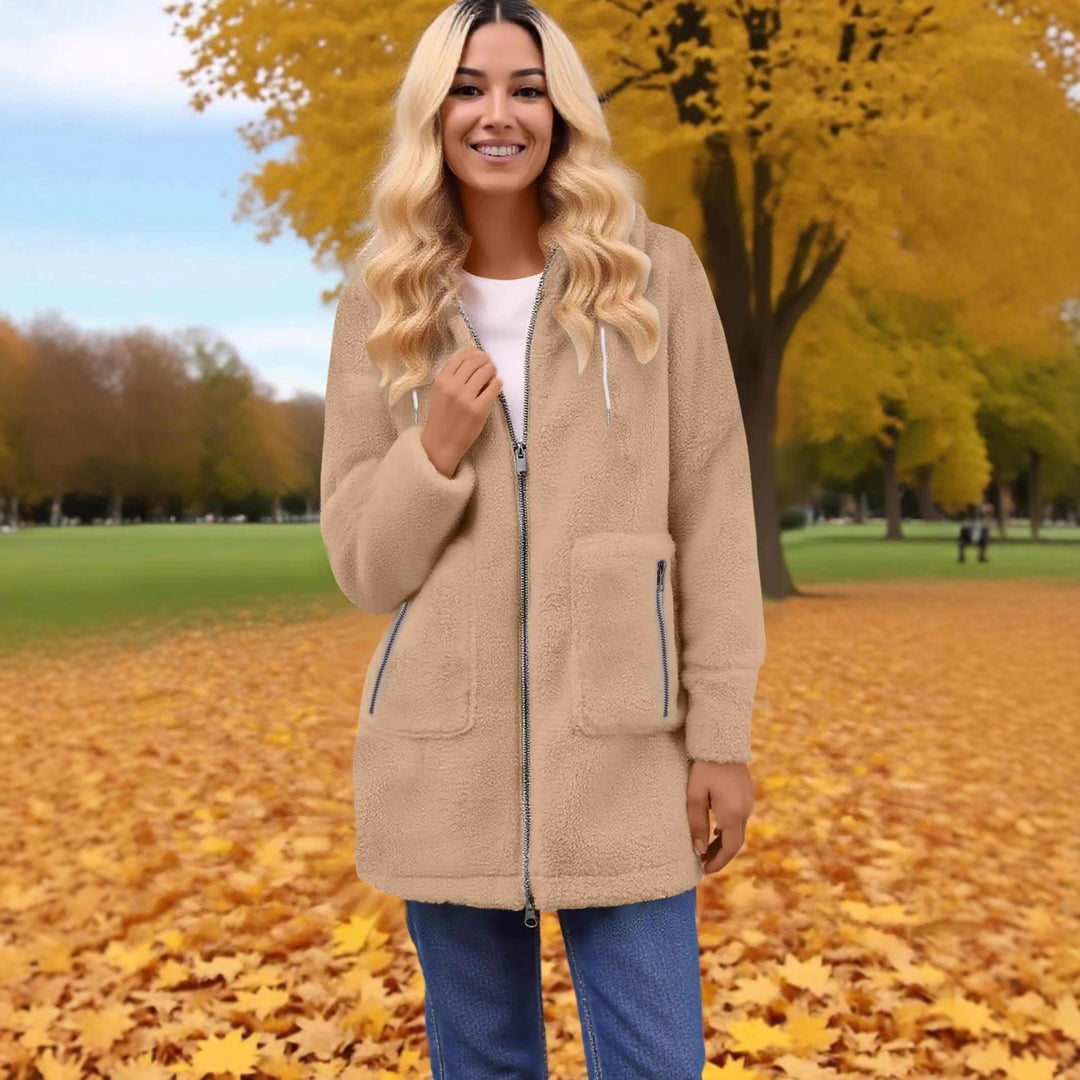 Damen Teddy-Fleece-Mantel mit Kapuze, durchgehendem Reißverschluss und aufgesetzten Taschen Drune