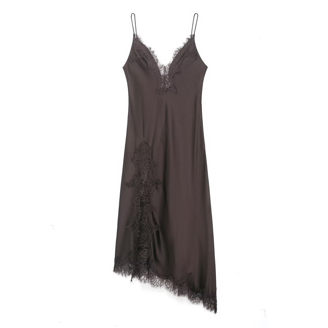 Damen Spitzen-Nachtkleid aus fließendem Stoff mit verspielten Rüschendetails Drune