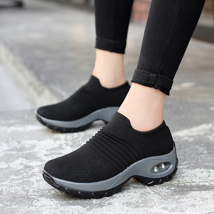 Damen Slip-On Strick-Sneaker mit sockenähnlichem Schaft und Luftkissen-Plateausohle Drune