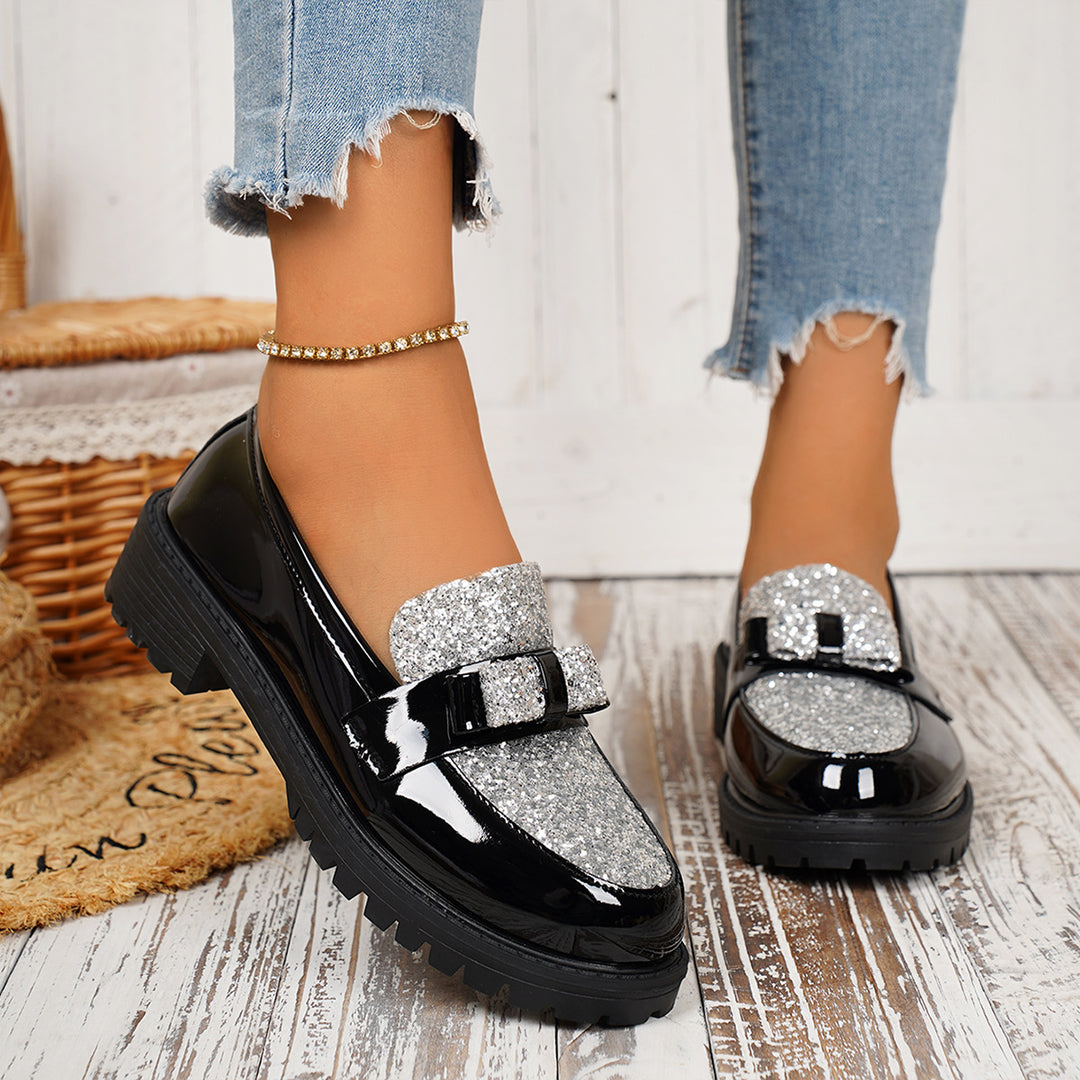 Damen Lackloafer mit glitzernder Vorderkappe, Schlupfdesign und profilierter Plateausohle Drune