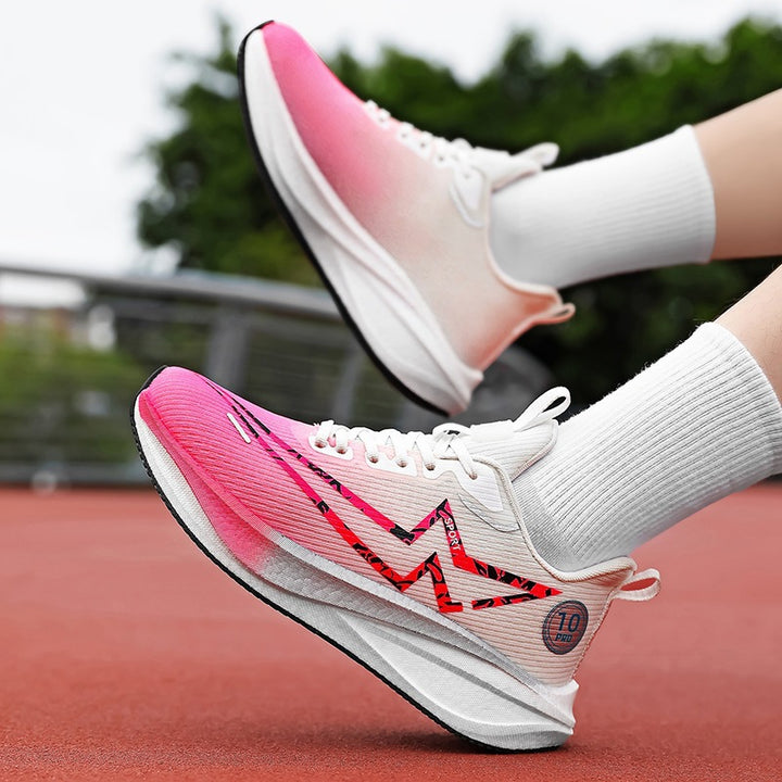 Damen Marathon‑inspirierter Trainingsschuh mit hochgedämpfter Energierückgabe und atmungsaktivem Gradienten‑Mesh Drune
