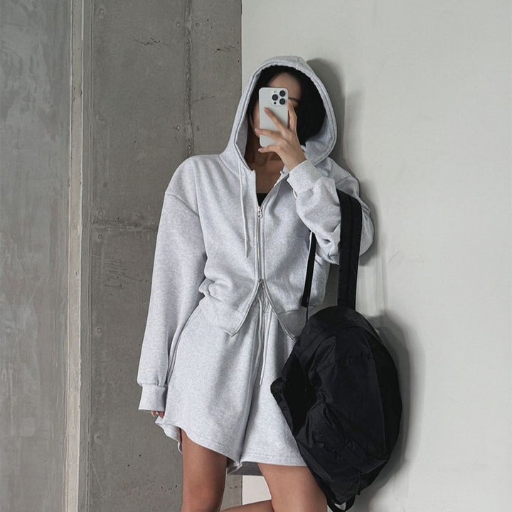 Damen sportliches Loungewear-Set mit Kapuzenjacke und Shorts Drune