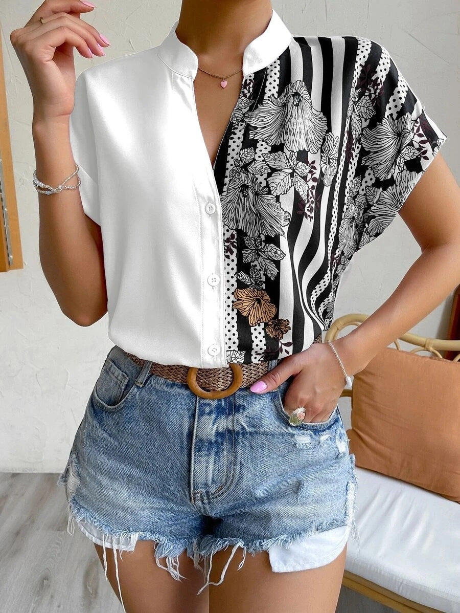 Damen Kurzarmbluse mit Stehkragen und asymmetrischem Streifen‑Blumenprint Drune