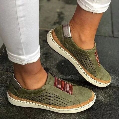 Damen perforierte Slipper-Sneaker mit Elastikeinsatz und Korkoptik-Plateau Drune