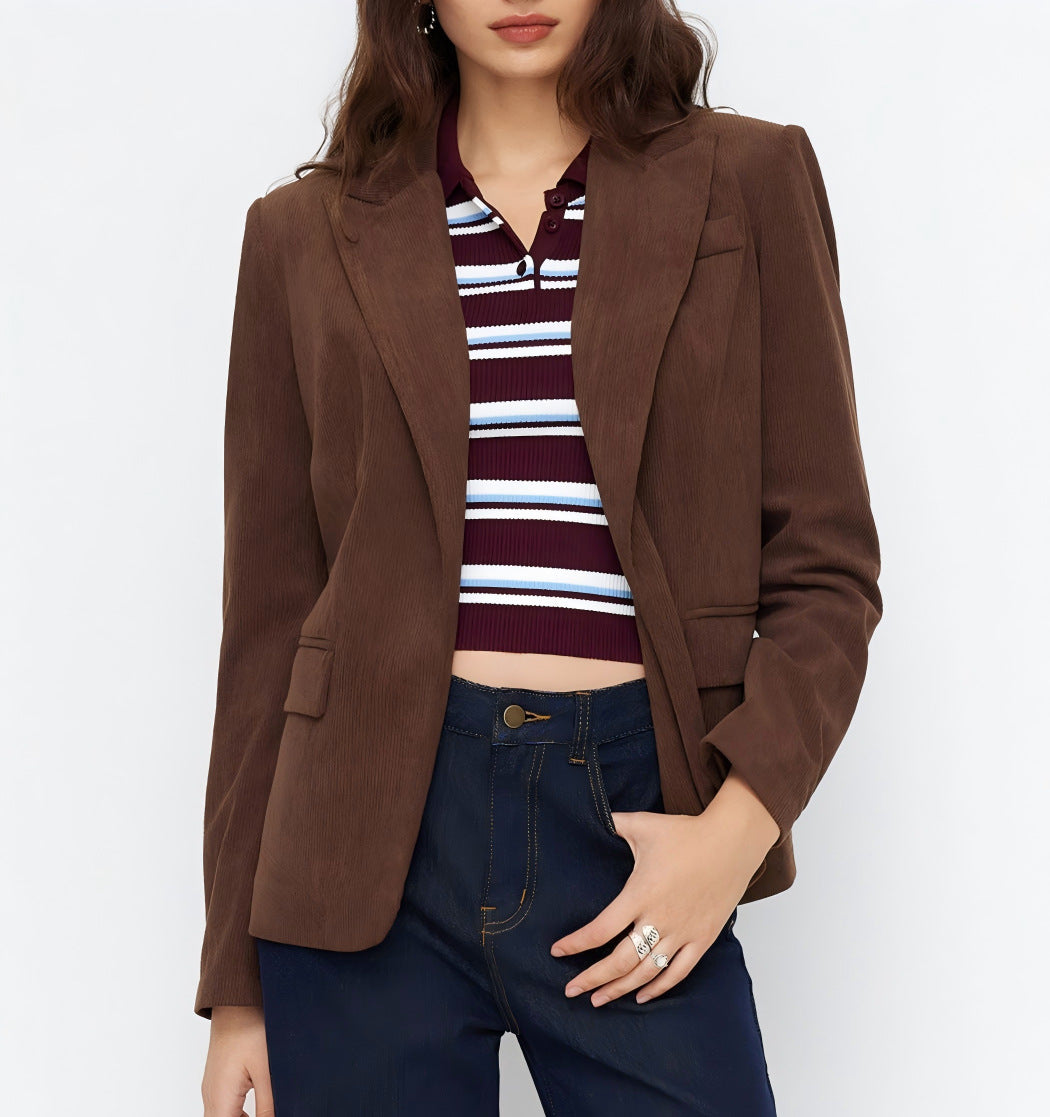 Damen Kord-Blazer mit schmaler Silhouette, schmalem Revers und Pattentaschen Drune