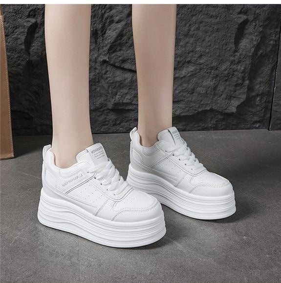 Damen Hochmodische Plateau Sneakers mit eleganter Silhouette Drune