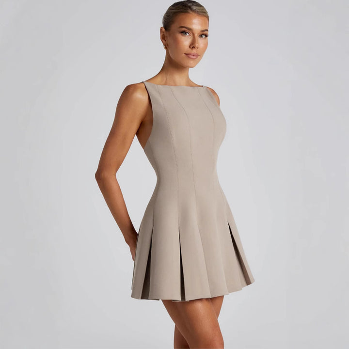 Damen Freizeitkleid mit schwingendem Rock und elegantem Schnitt Drune