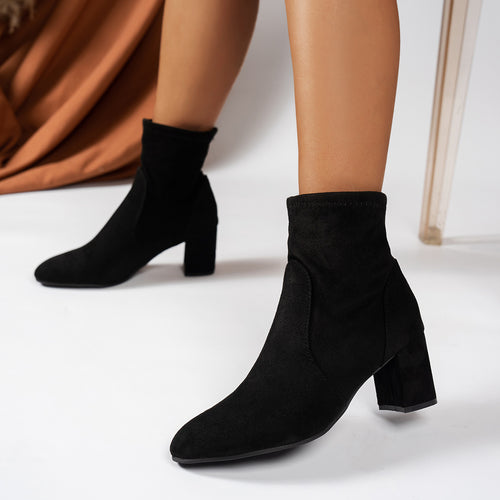 Damen Elegante Stiefeletten aus Wildleder Drune