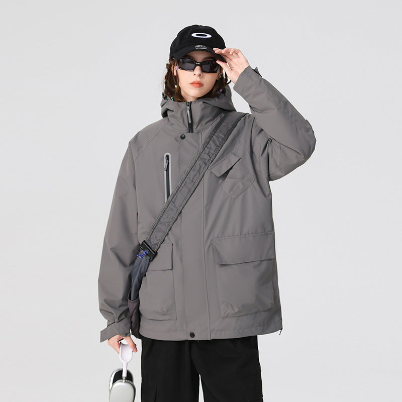 Herren Technische Regen‑Softshelljacke mit Kapuze, verschweißten Nähten und taktischen Taschen Drune