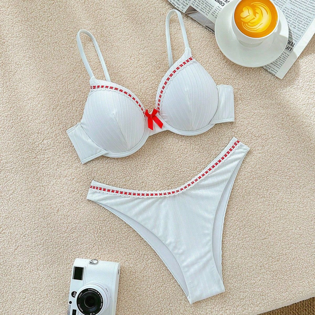 Damen gepolsterter Bikini mit farblich abgesetzten Akzenten Drune