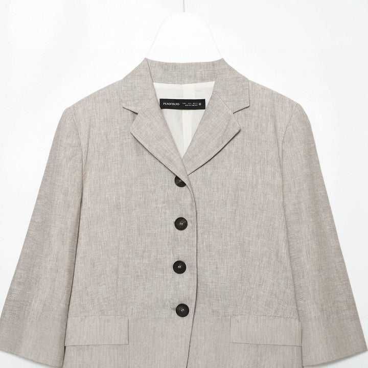 Damen nan cropped Leinenblazer mit fallendem Revers Mehrfachknopfleiste und aufgesetzten Pattentaschen Drune