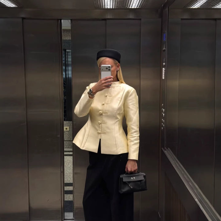 Damen Taillierter Mandarin-Blazer mit Froschknöpfen und formenden Abnähern Drune